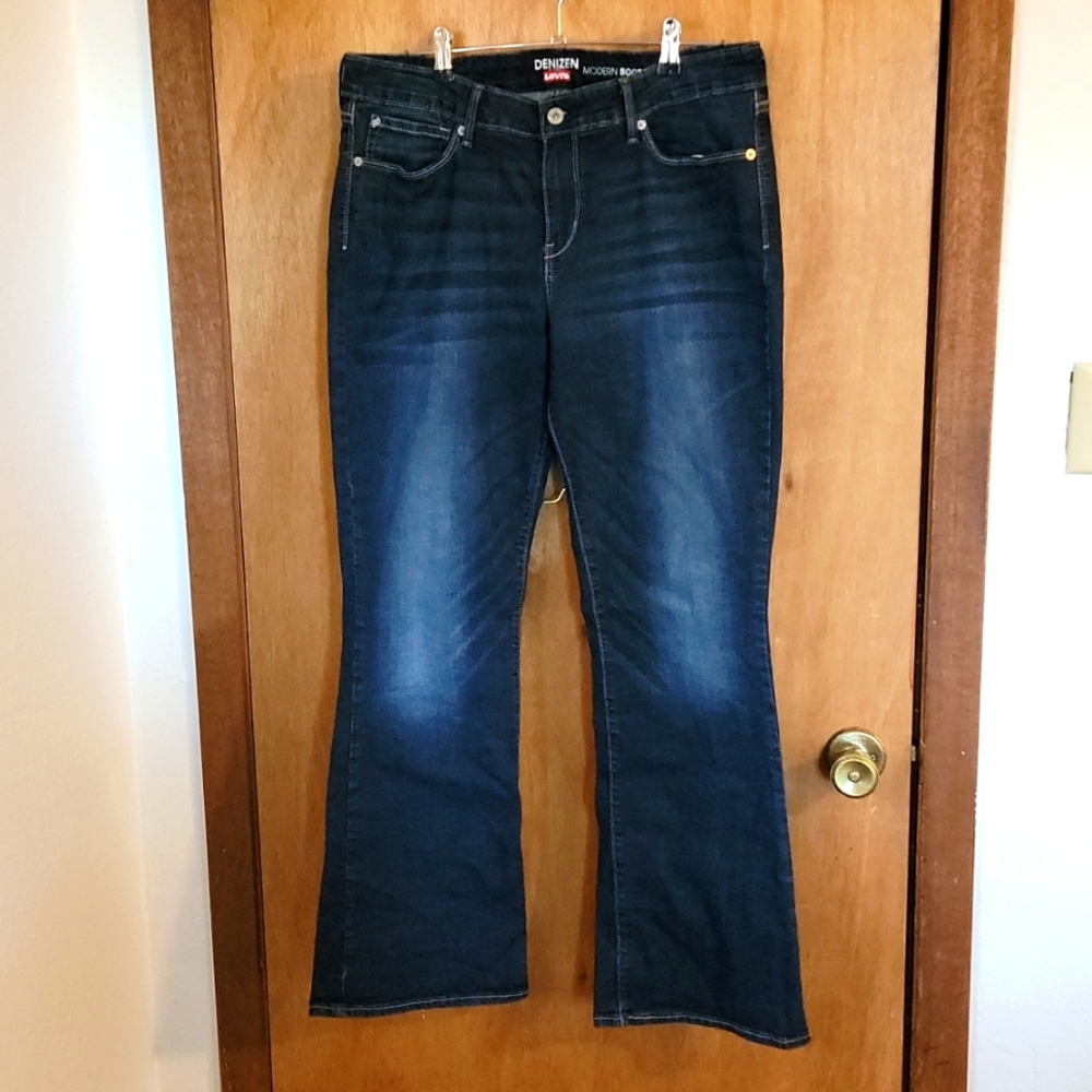 Denizen from Levi's Modern Bootcut Size 18 34x32 Jeans 👖